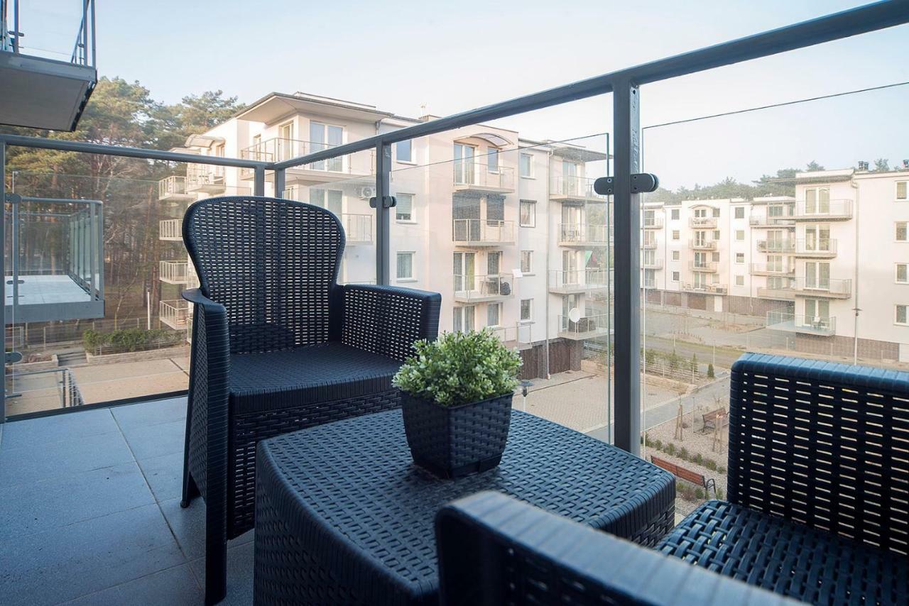 Pink Apartment Lesne Tarasy Dziwnówek Exterior foto
